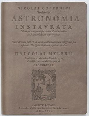 Astronomia by Nicolai Copernicus: Dove Lined Journal - Discovery Books LLC (Editor)
