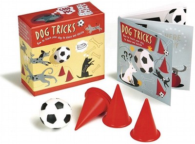 Dog Tricks: How to Teach Your Dog to Dance and Dazzle - Ivy Press (Creator)