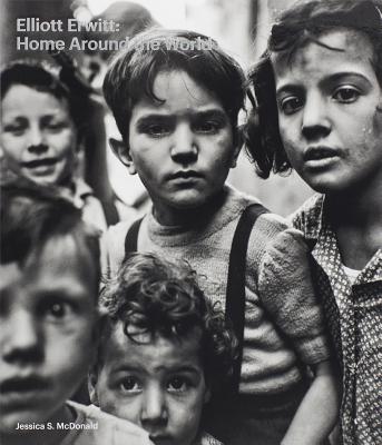 Elliott Erwitt: Home Around the World - 