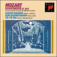Mozart: Divertimento, K.563 - Gidon Kremer (violin); Kim Kashkashian (viola); Yo-Yo Ma (cello)