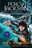 Percy Jackson and the Olympians: The Lightning Thief the Graphic Novel (Paperbac K)